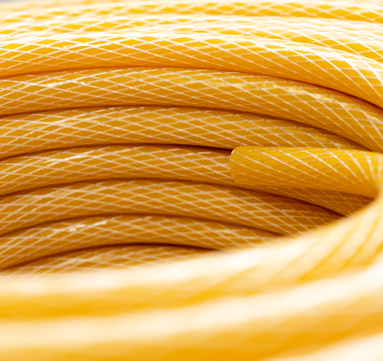 METRO MANGUERA REFORZADA PARA GAS AMARILLA