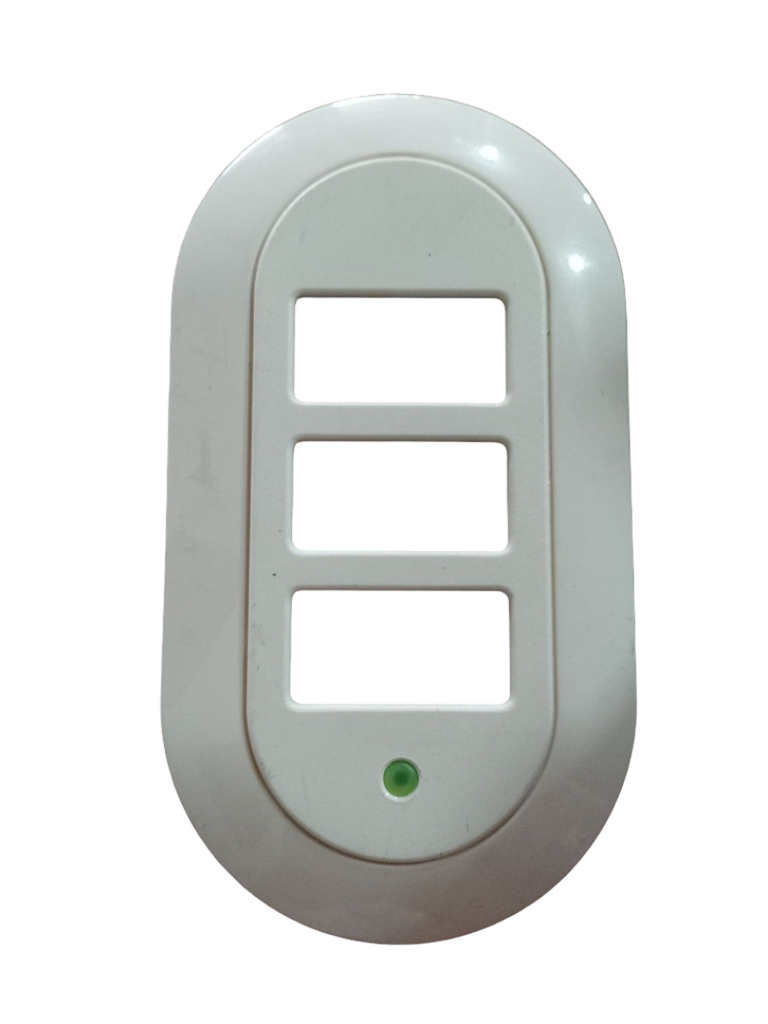 PLACA PLASTICA PARA 3 DADOS