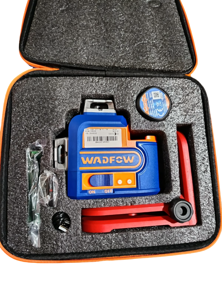 NIVEL LASER 12V 0-30M 1B 1.5AH WLE8M12 WOLFOX